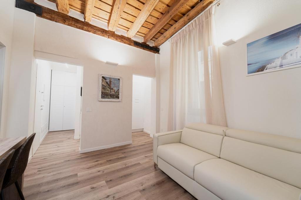 Flores Home Verona Exterior foto